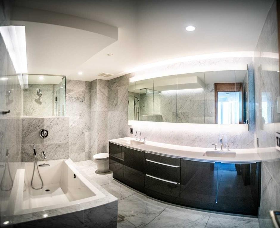 109-738 1 Avenue Sw, Calgary, AB - Indoor Photo Showing Bathroom