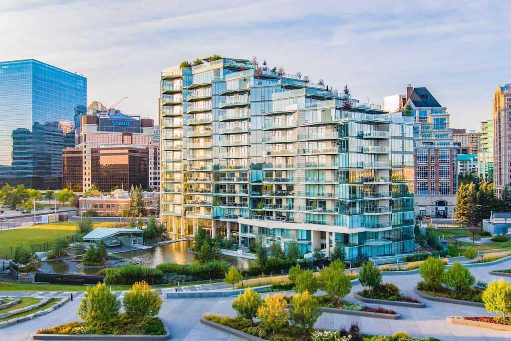 109-738 1 Avenue Sw, Calgary, AB - Outdoor