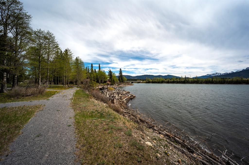 25 Bagley Pass, Rural Bighorn No. 8, M.D. Of, AB