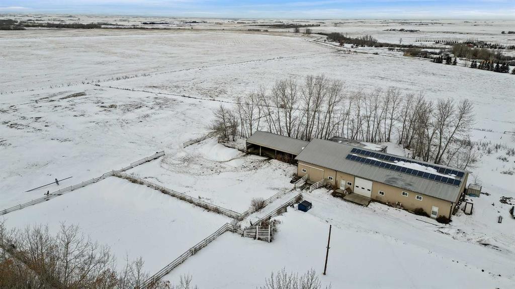 4;25;24;26 Ne 244046 Range Road 251, Rural Wheatland County, AB