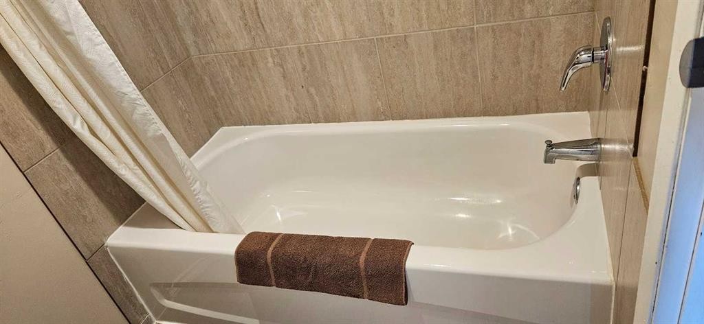 4605 50 Street, Mayerthorpe, AB