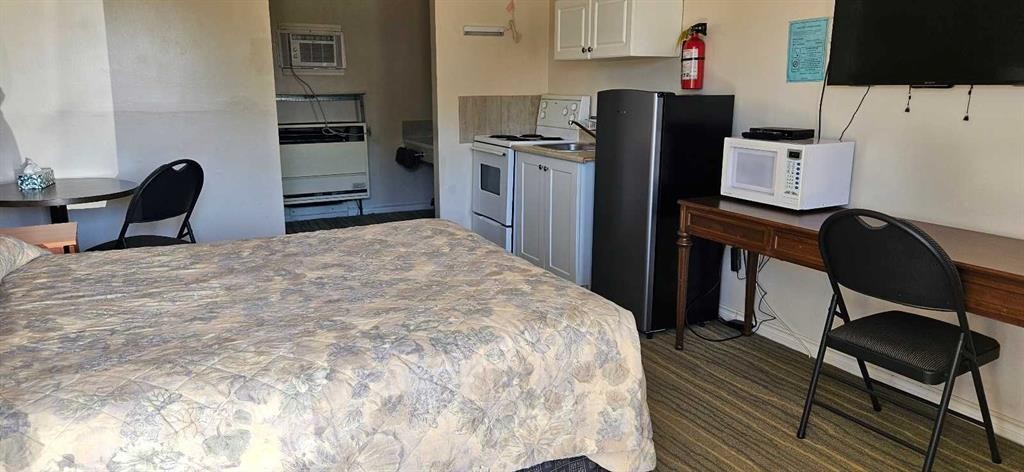 4605 50 Street, Mayerthorpe, AB