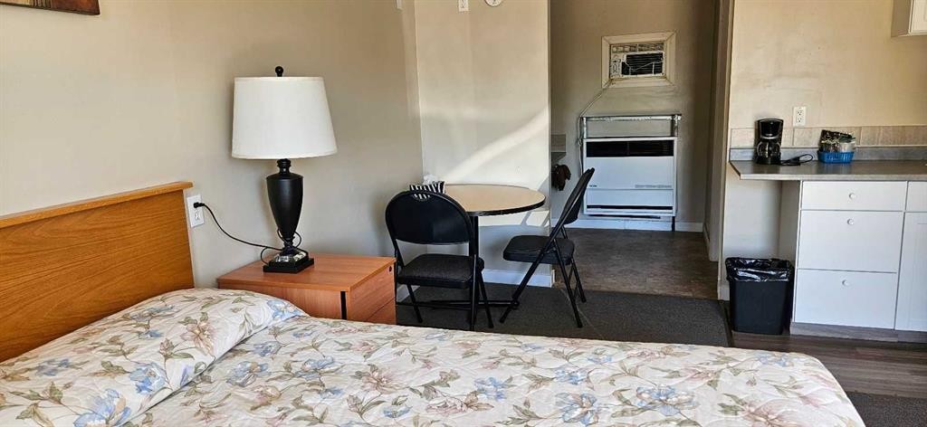 4605 50 Street, Mayerthorpe, AB