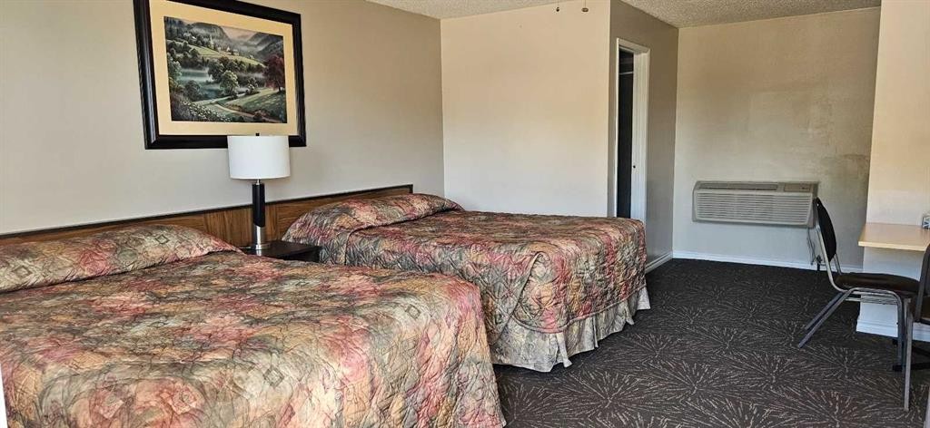 4605 50 Street, Mayerthorpe, AB