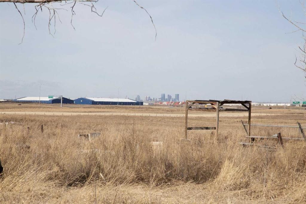 13515 84 Street Se, Calgary, AB