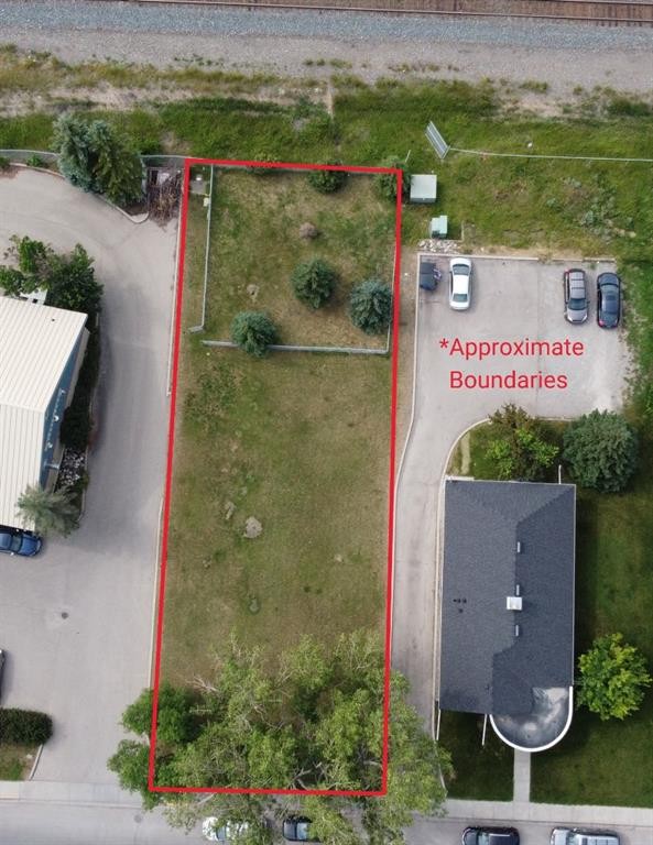 313 First Street East, Cochrane, AB