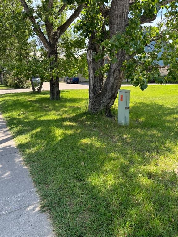 313 First Street East, Cochrane, AB