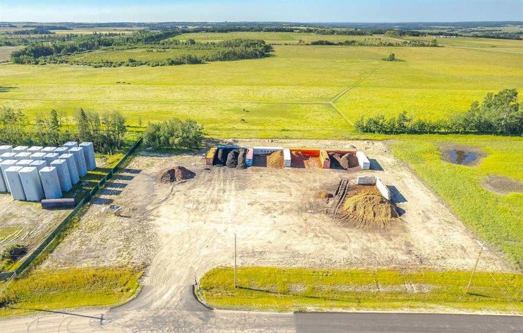 #119-32532 Rr42, Rural Mountain View County, AB