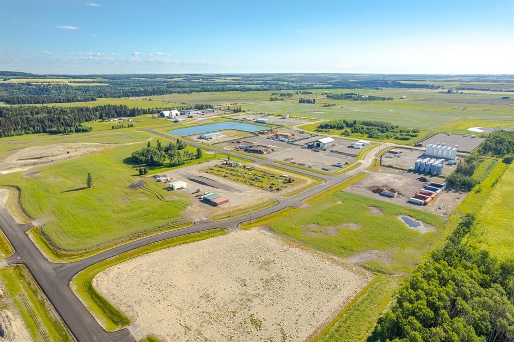 #120-32532 Rr42, Rural Mountain View County, AB