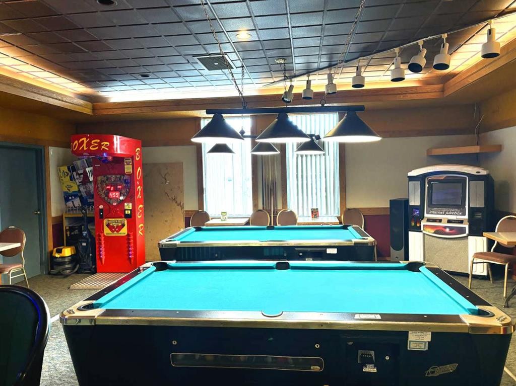 309 Main Street, Three Hills, AB