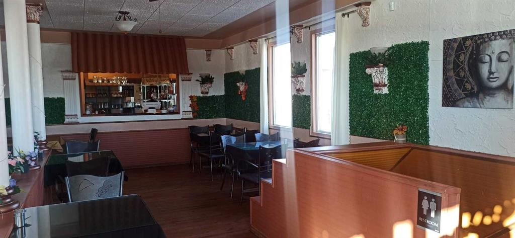 67-71 Bridge Street, Drumheller, AB