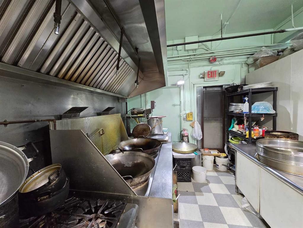 Any Bakery Avenue Se, Calgary, AB