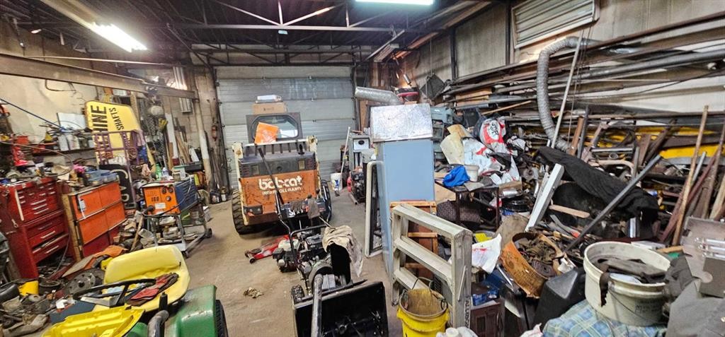 2040 36 Street Se, Calgary, AB