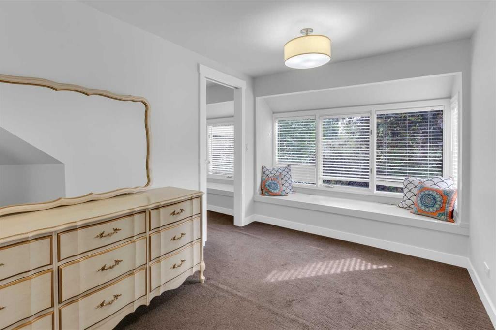 3012 7 Street Sw, Calgary, AB - Indoor