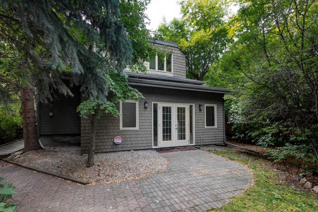 3012 7 Street Sw, Calgary, AB - Outdoor