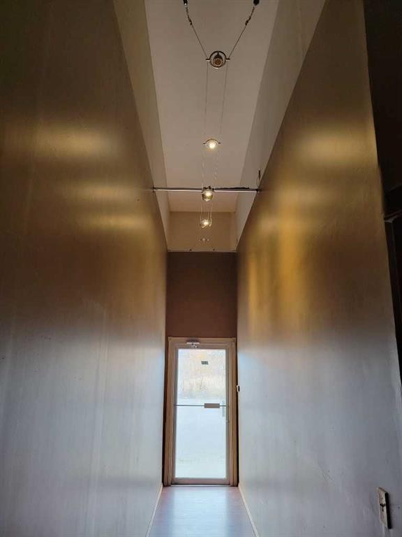 3208 8 Avenue Ne, Calgary, AB