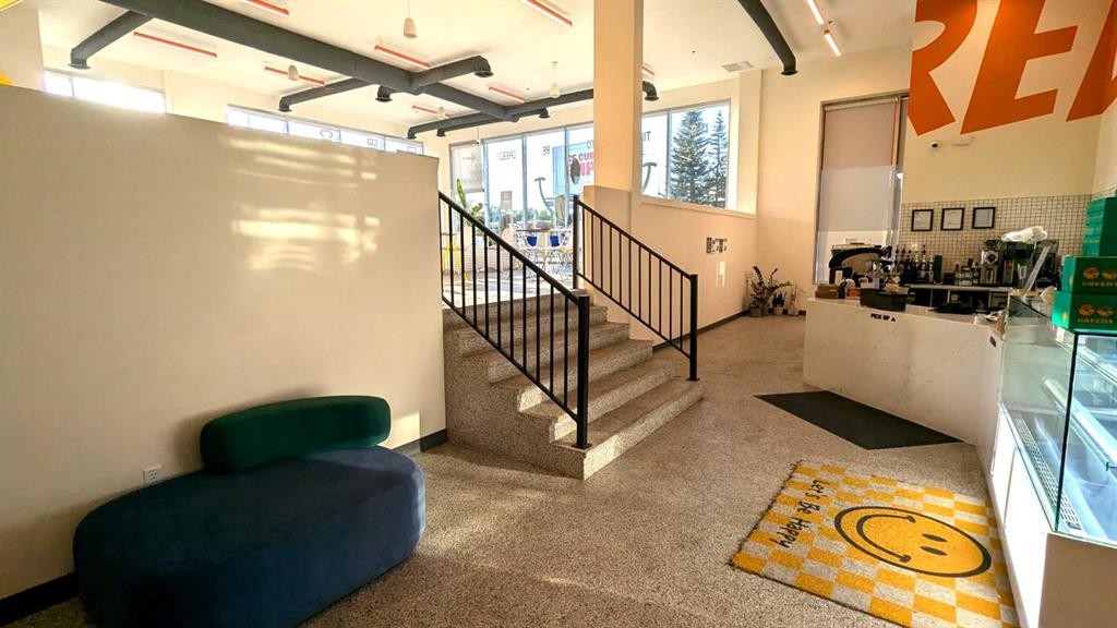 6008 Macleod, Calgary, AB