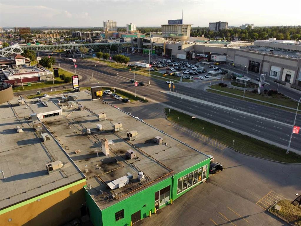 6008 Macleod, Calgary, AB