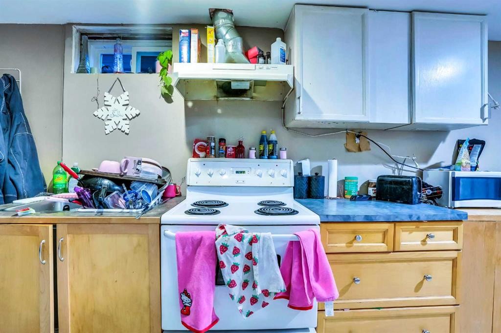 190 Whitefield Drive Ne, Calgary, AB - Indoor