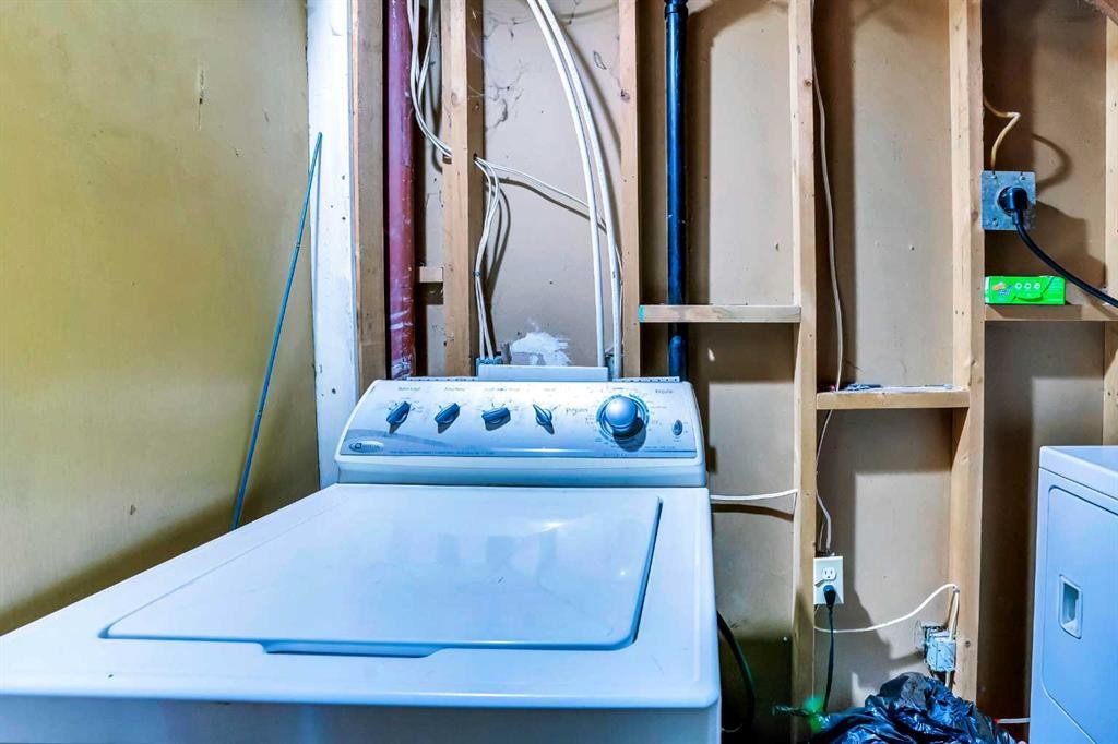 190 Whitefield Drive Ne, Calgary, AB - Indoor Photo Showing Laundry Room