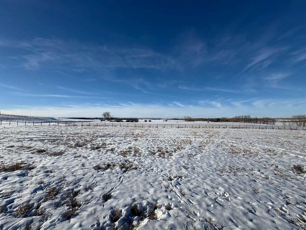 48024 295 Avenue East, De Winton, AB