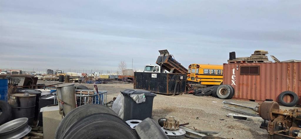 11333 84 Street Se, Calgary, AB