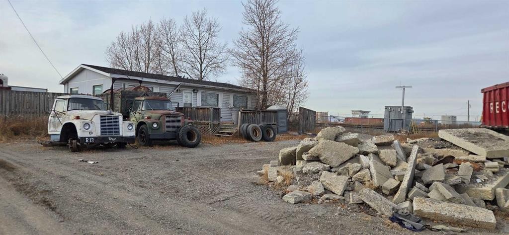 11333 84 Street Se, Calgary, AB