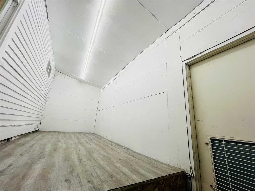 109 14 Street Nw, Calgary, AB