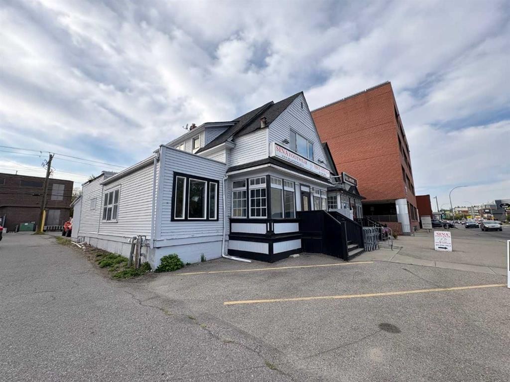 109 14 Street Nw, Calgary, AB