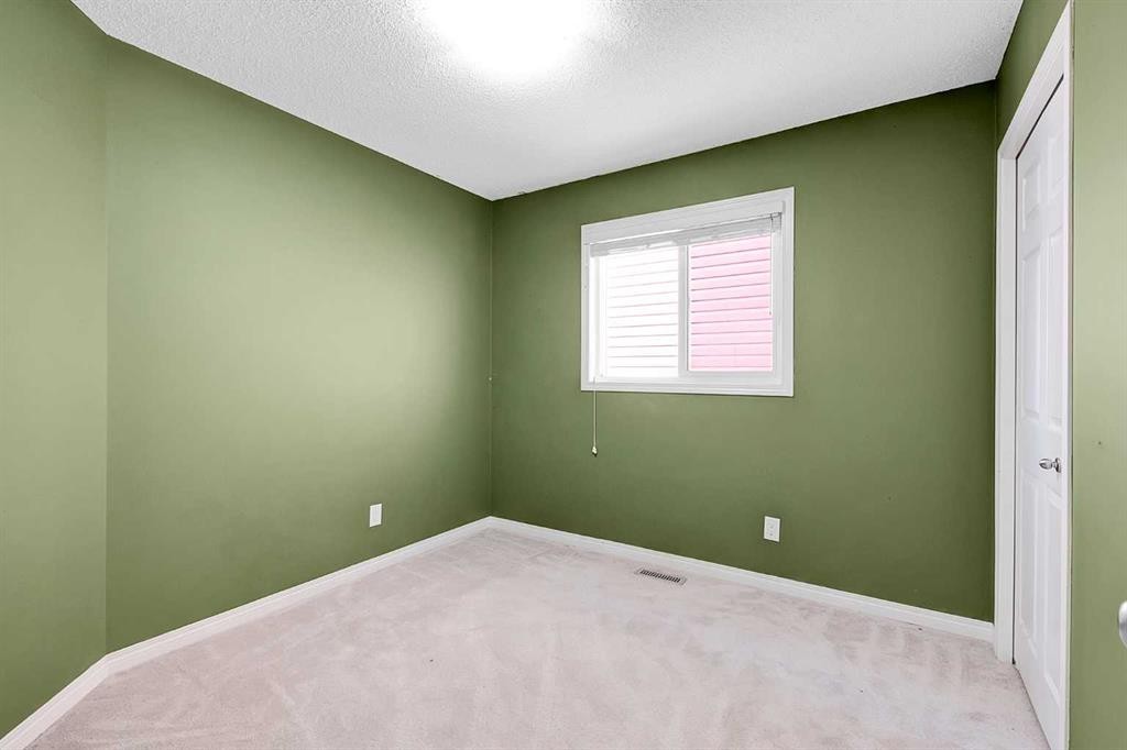 149 Walden Parade Se, Calgary, AB - Indoor