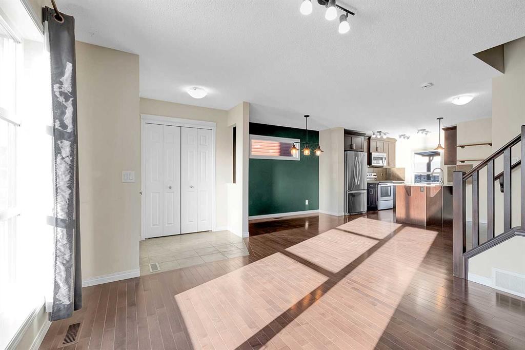 149 Walden Parade Se, Calgary, AB - Indoor Photo Showing Other Room