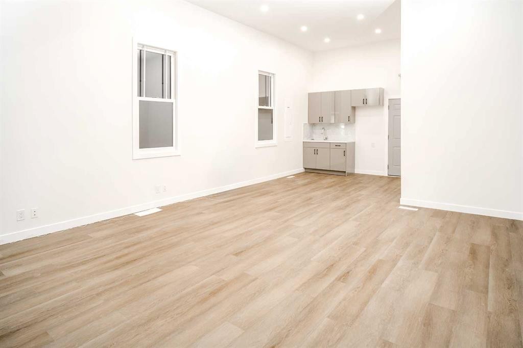 200A Centre Street Se, Calgary, AB