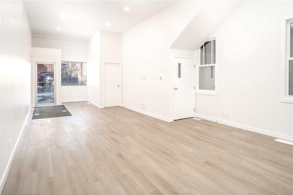 200A Centre Street Se, Calgary, AB