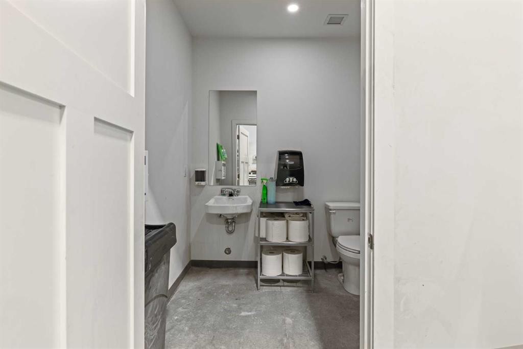 1-6 Limestone Valley Road, Dead Man'S Flats, AB