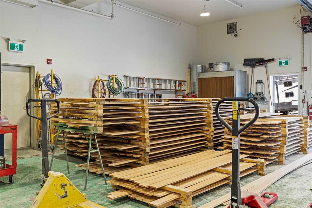 1-6 Limestone Valley Road, Dead Man'S Flats, AB