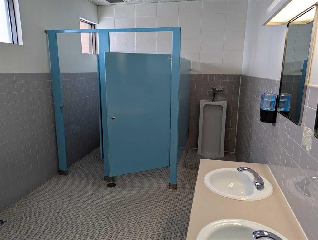 5025 50 Street, Olds, AB