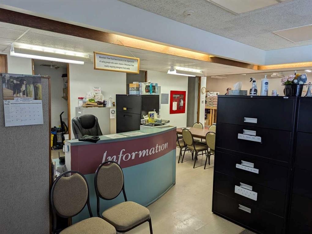 5025 50 Street, Olds, AB