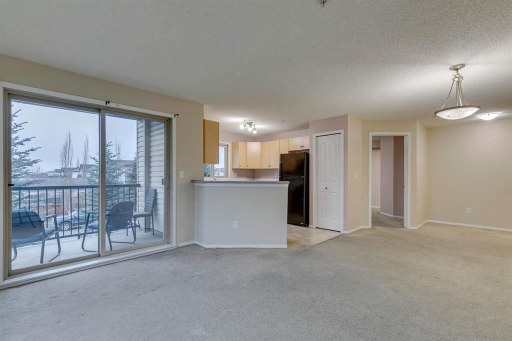 1202-16969 24 Street Sw, Calgary, AB - Indoor