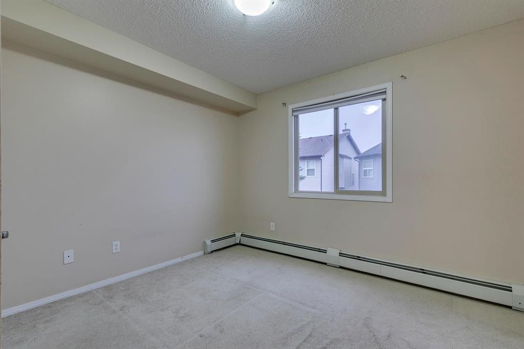 1202-16969 24 Street Sw, Calgary, AB - Indoor Photo Showing Other Room