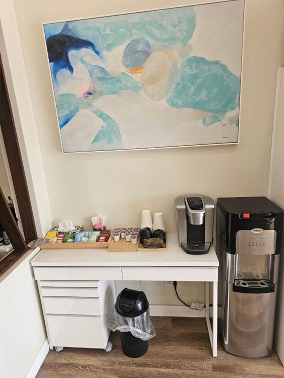 102-5809 Macleod Trail Sw, Calgary, AB