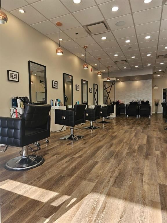 102-5809 Macleod Trail Sw, Calgary, AB