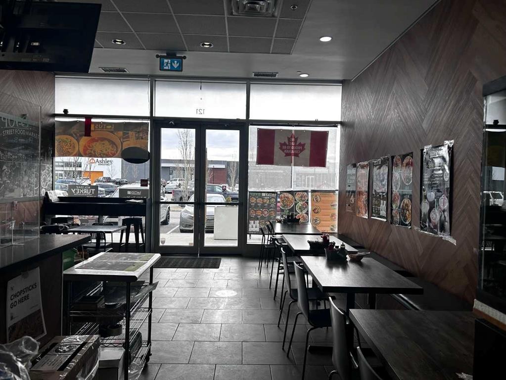 971 64 Avenue Ne, Calgary, AB