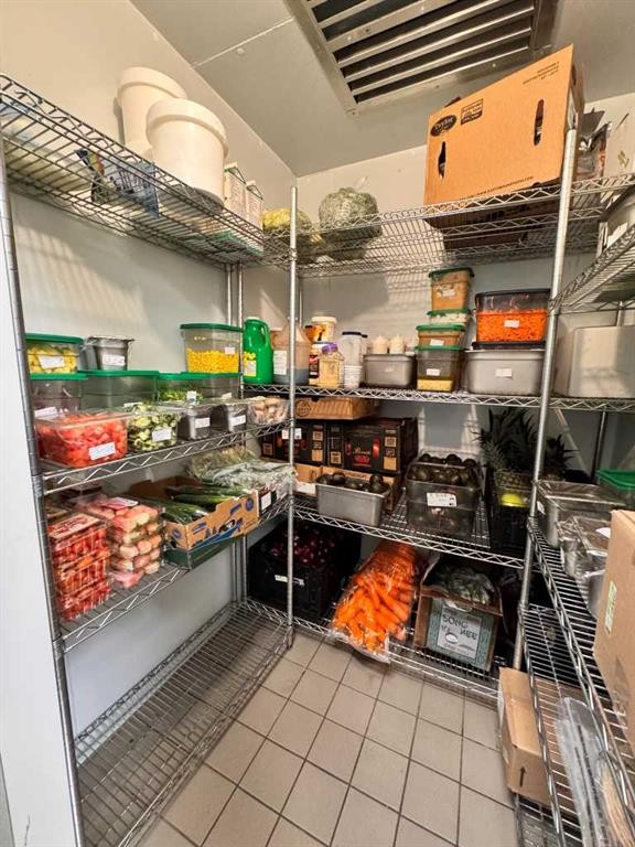 5753 Signal Hill Centre Sw, Calgary, AB