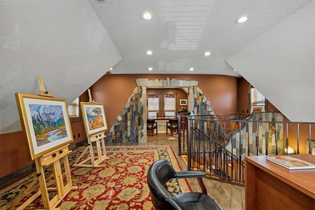 1220 10 Avenue Se, Calgary, AB