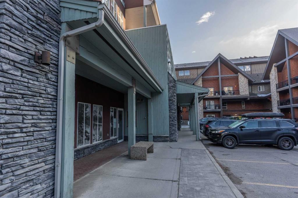 109-1151 Sidney Street, Canmore, AB