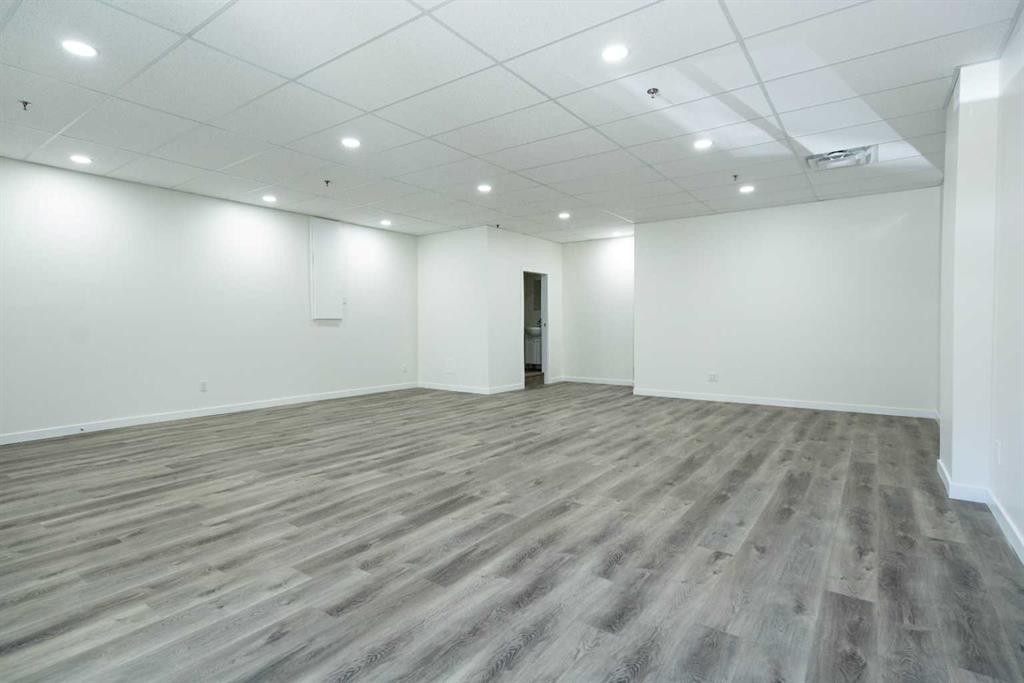 109-1151 Sidney Street, Canmore, AB