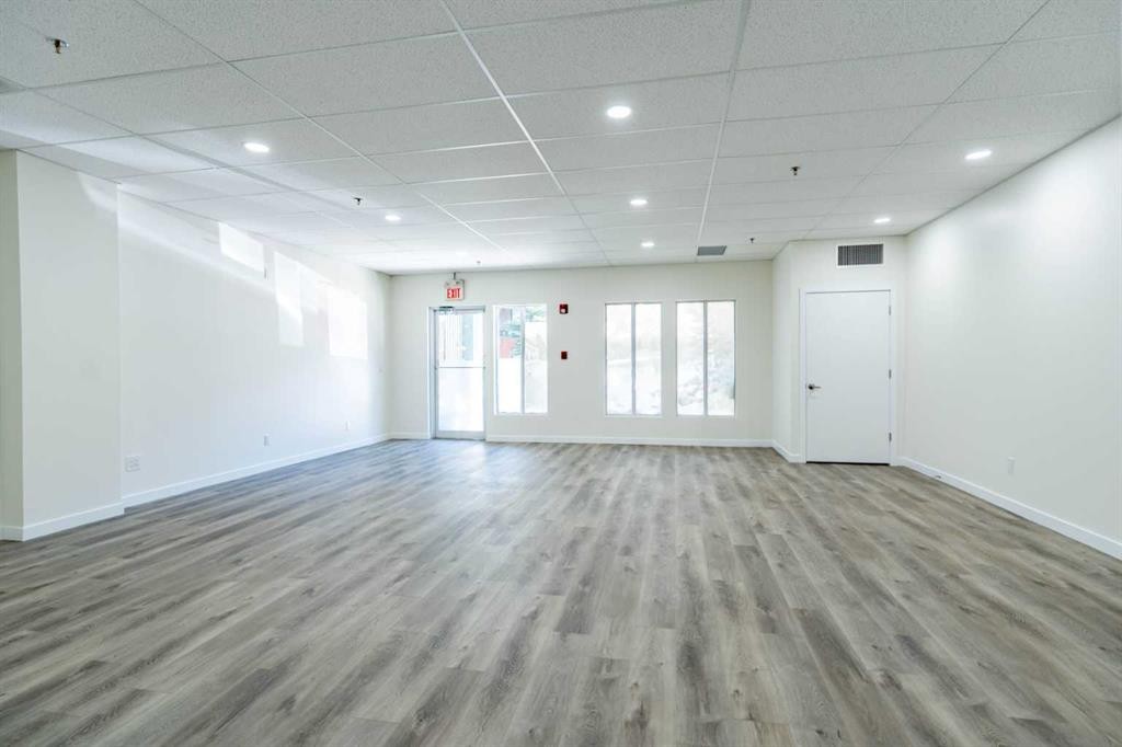 109-1151 Sidney Street, Canmore, AB