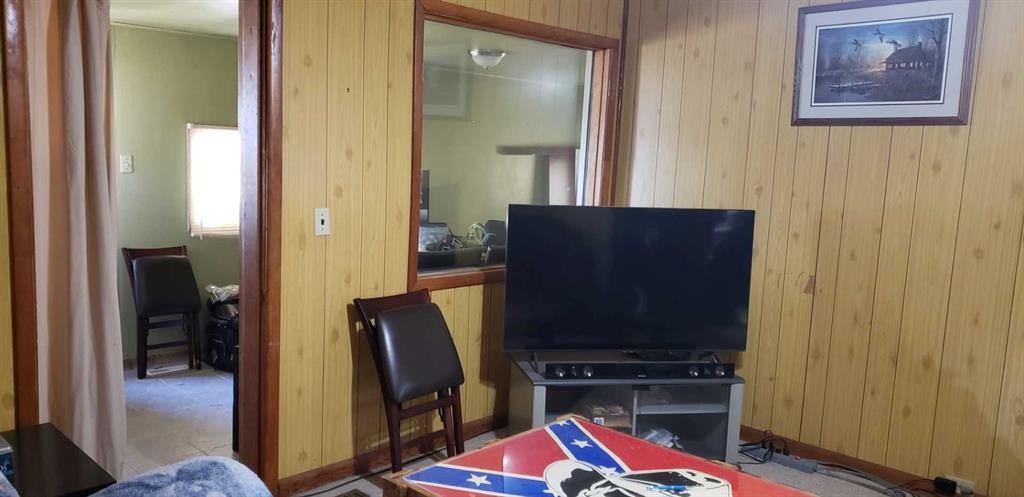 216 3 Avenue North, Champion, AB - Indoor