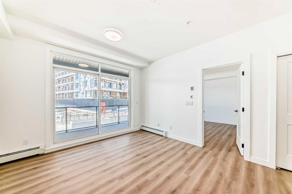 8202-1802 Mahogany Boulevard Se, Calgary, AB - Indoor Photo Showing Other Room