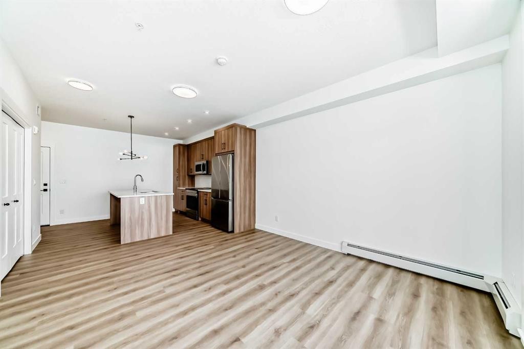 8202-1802 Mahogany Boulevard Se, Calgary, AB - Indoor